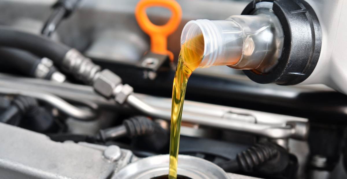Changing-Your-Own-Oil-Doesnt-Necessarily-Cost-Less-DIY-vs-in-Shop-Oil-Changes-featured-image-5f355dfb38a8a